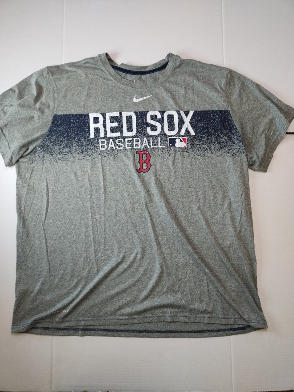 BOSTON RED SOX BASEBALL Nike Dri-Fit MLB Gray T-Shirt (3XlL)